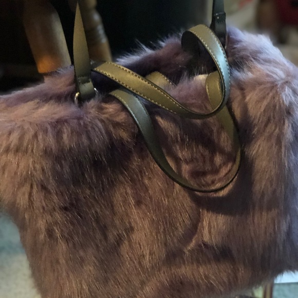 Don’t go anywhere to use it - Picture 2 of 2